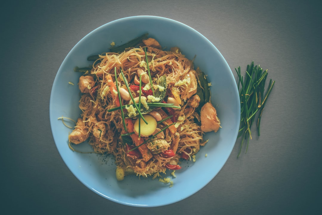 Bun Xao — Stir-Fried Vermicelli with Shrimp & Pork