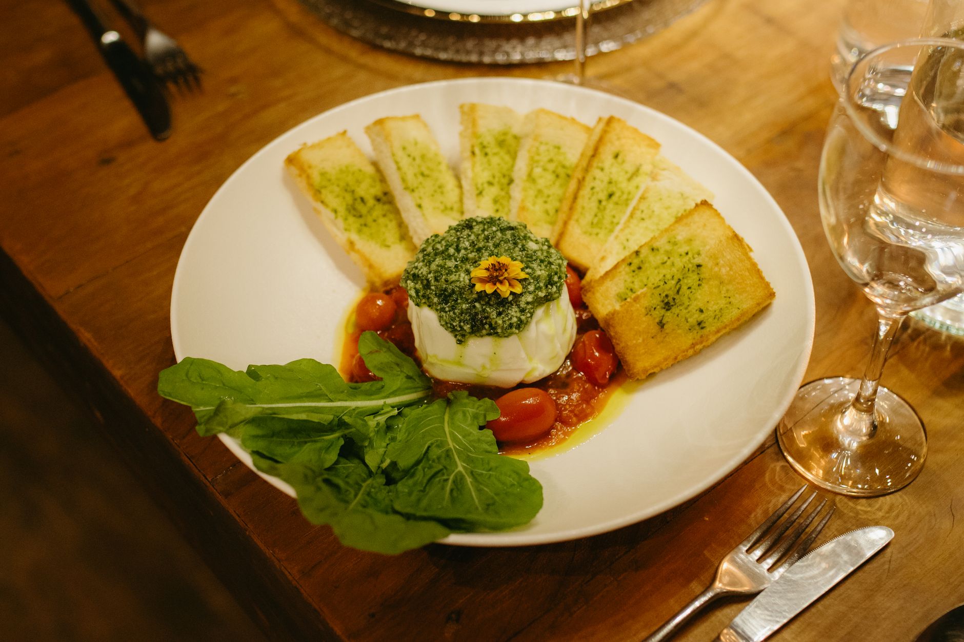 Burrata Caprese with Garlic Bread & Arugula