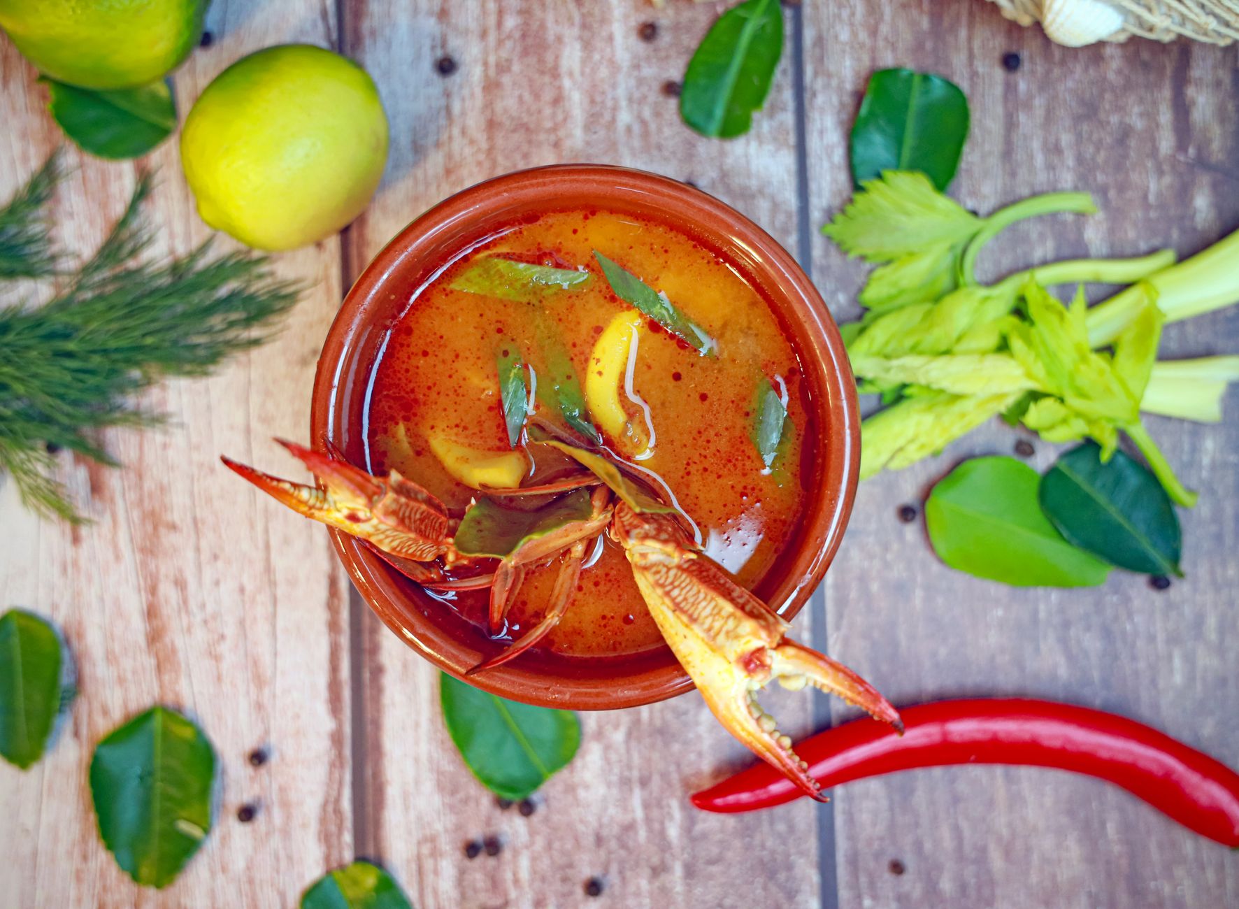 Caldo de Mariscos