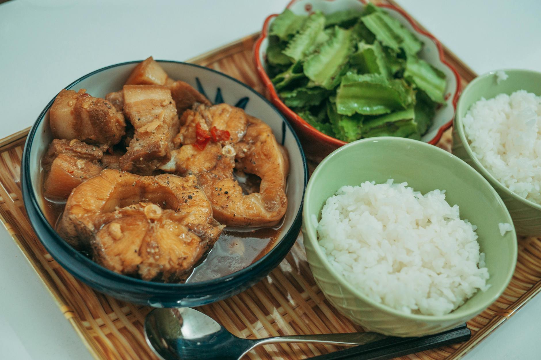 25-Min Caramelized Fish with Rice & Beans