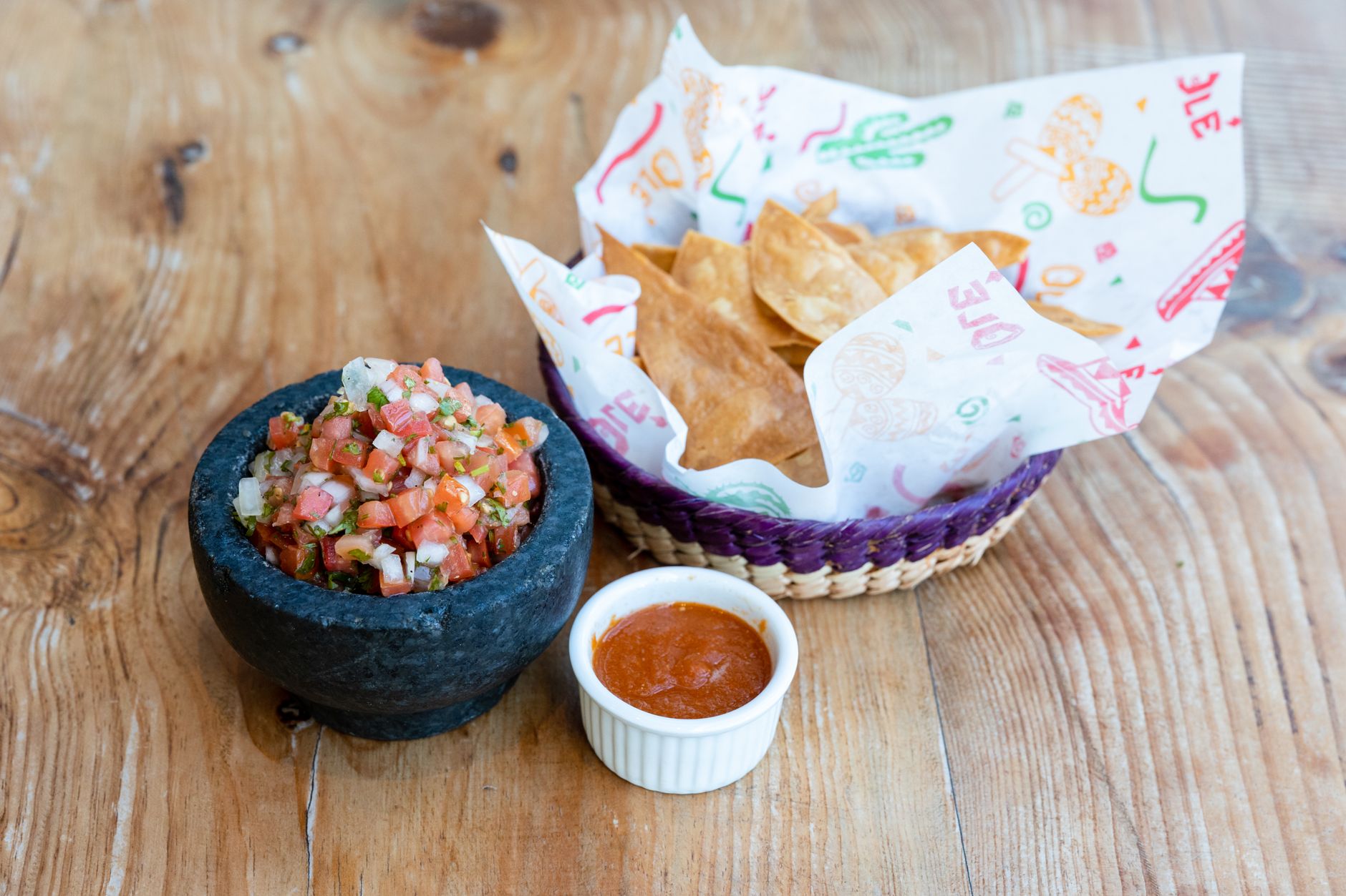 Charred Salsa Roja with Chips & Pico