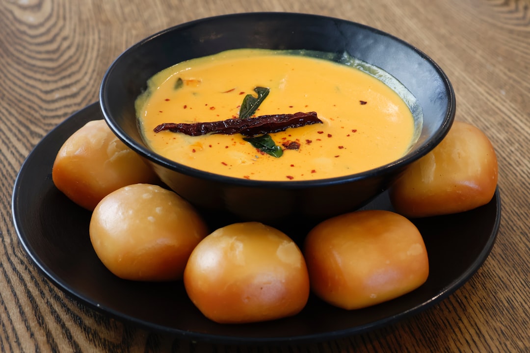 Chholar Dal with Fried Mantou