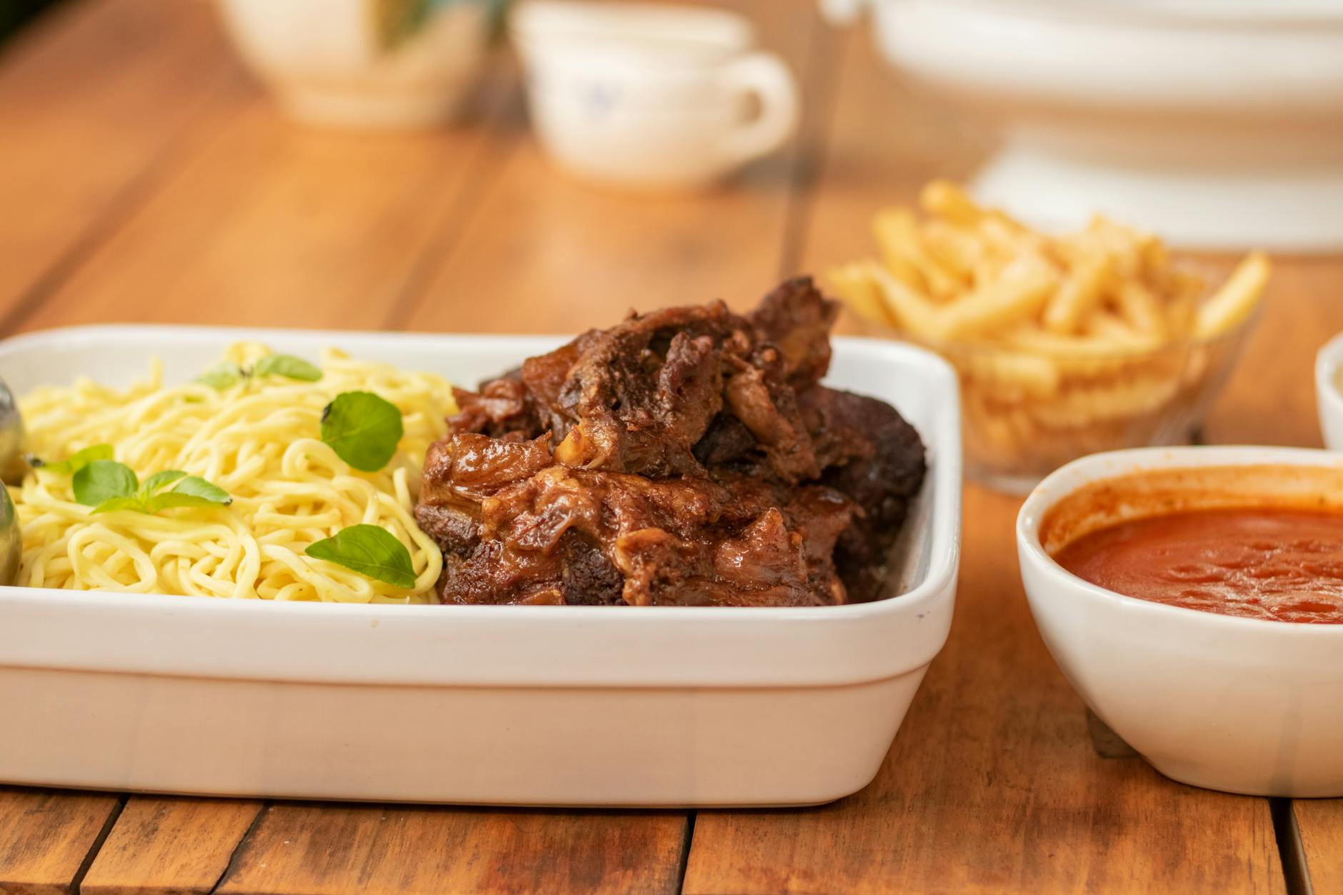 Corfu Beef in Tomato-Wine Sauce