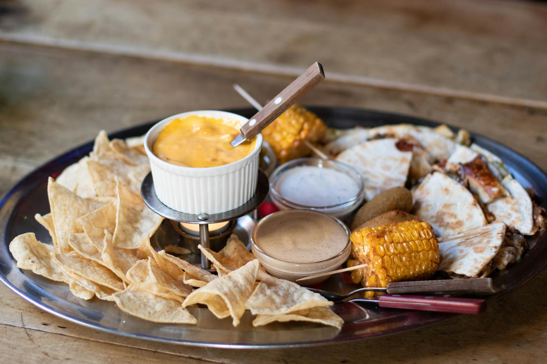 Creamy White Queso Dip