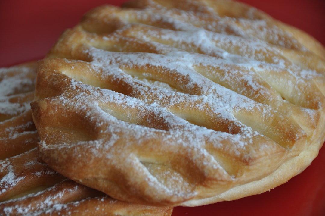15-Min Crispy Apple Cinnamon Hand Pies
