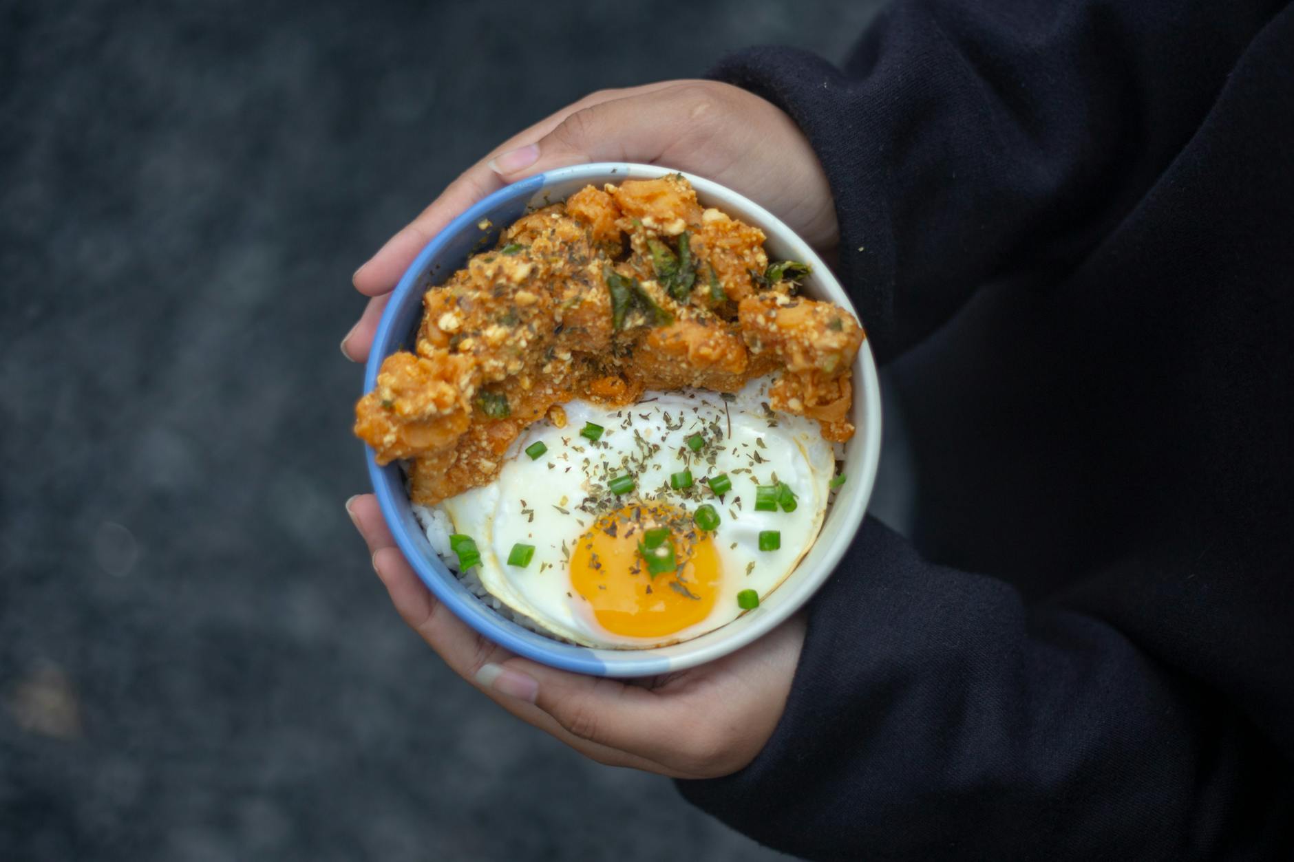 Crispy Basil Chicken with Rice & Egg