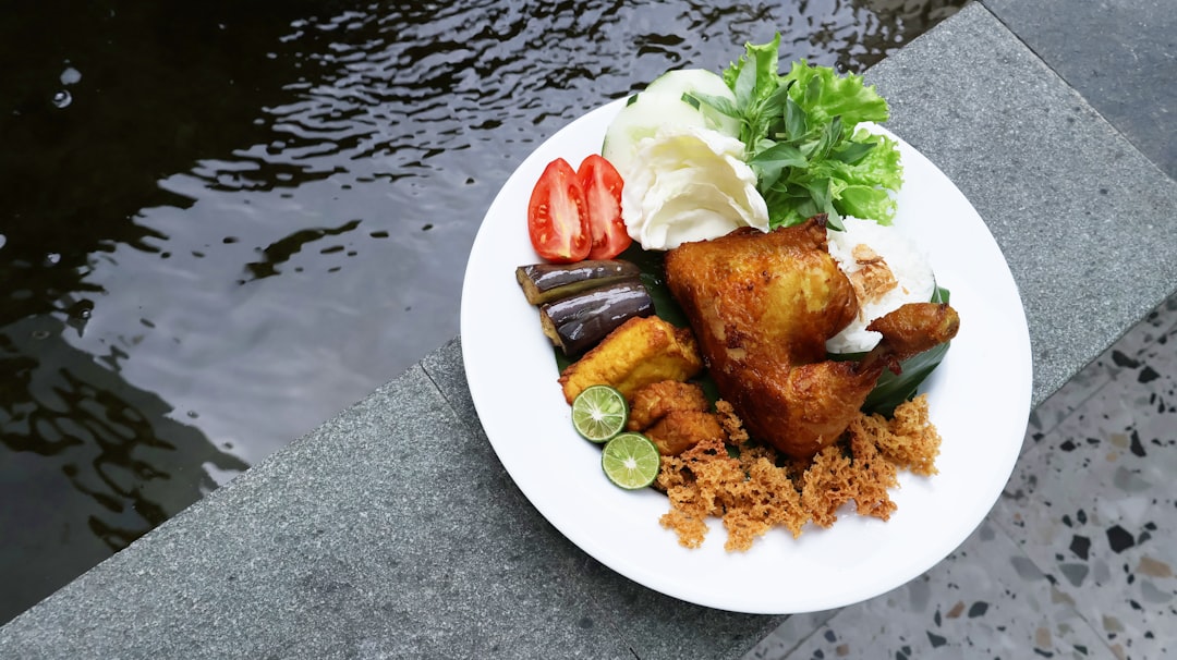 Crispy Fried Duck with Rice & Vegetable Plate