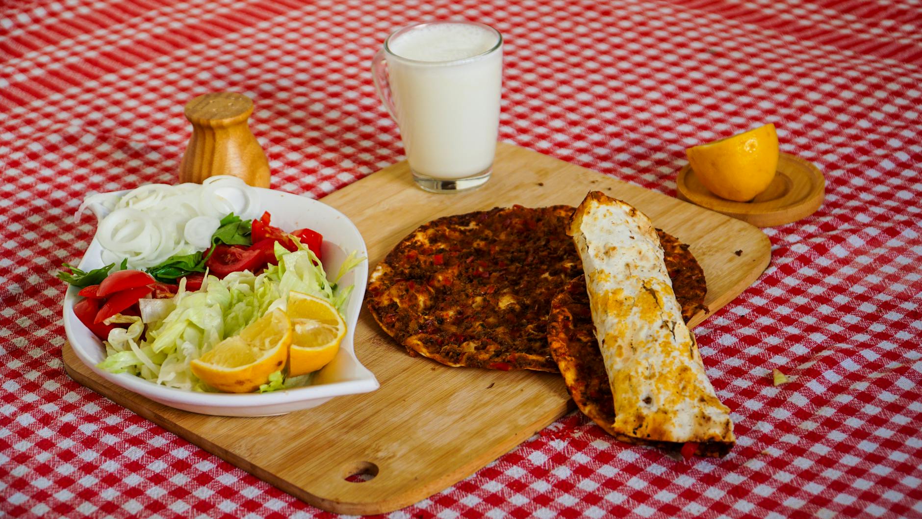 20-Min Crispy Lahmacun with Yogurt & Lemon