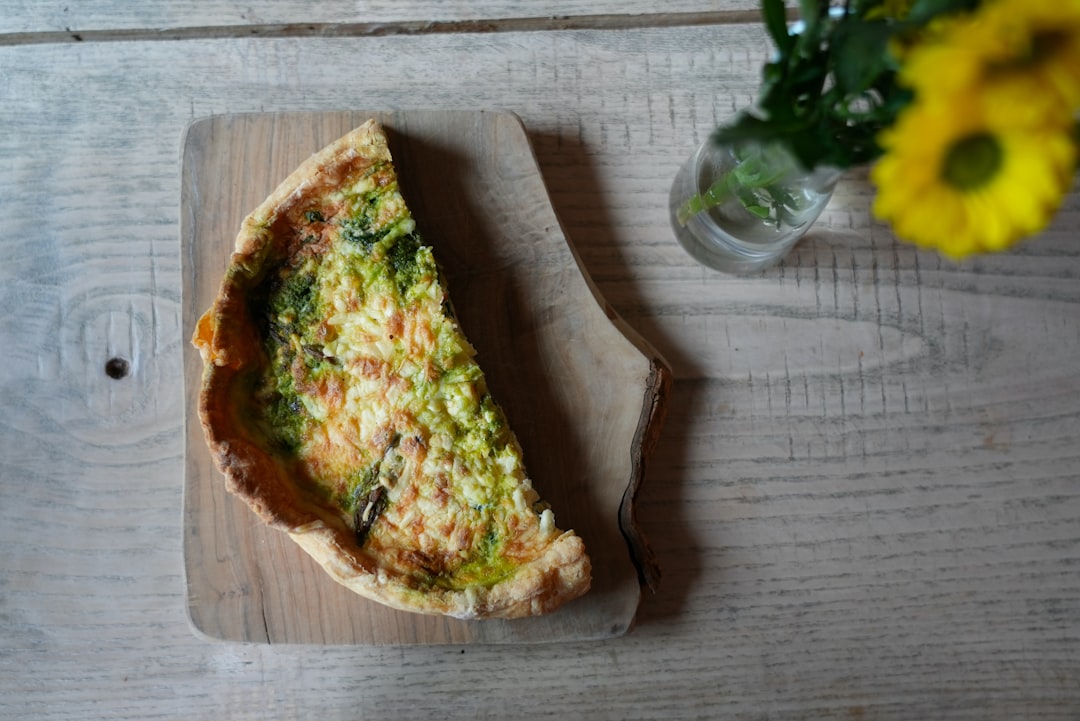 Crispy Leek & Gruyère Skillet Pie