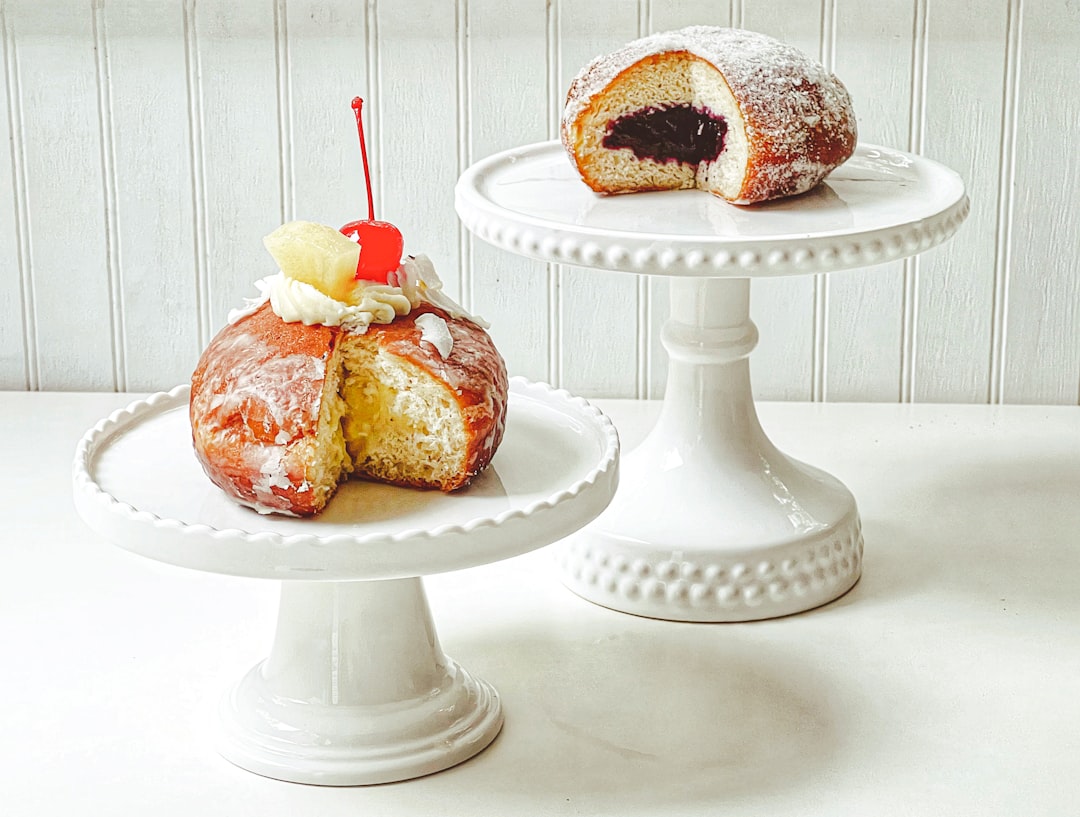 Crispy Pączki — Polish Jam Donuts