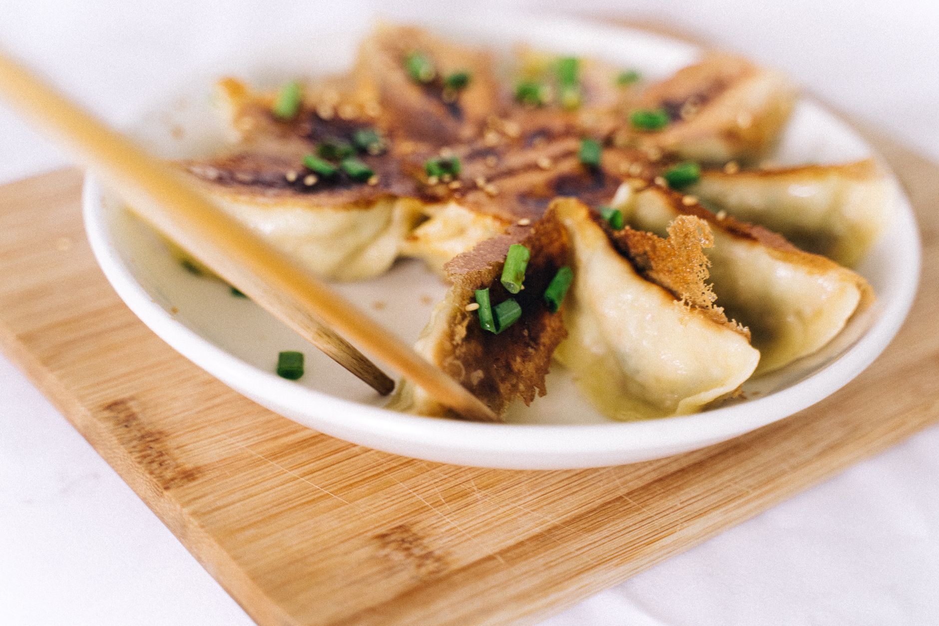 Crispy Pan Gunmandu