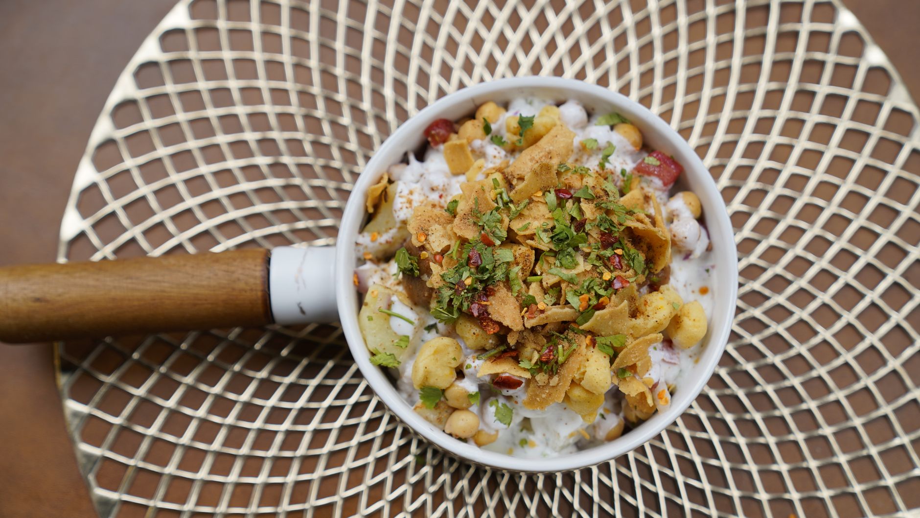 Crispy Papdi Chaat Bowl