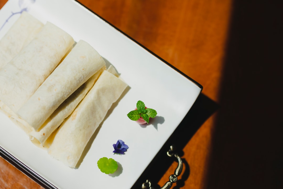 25-Min Crispy Popiah with Peanut Sauce