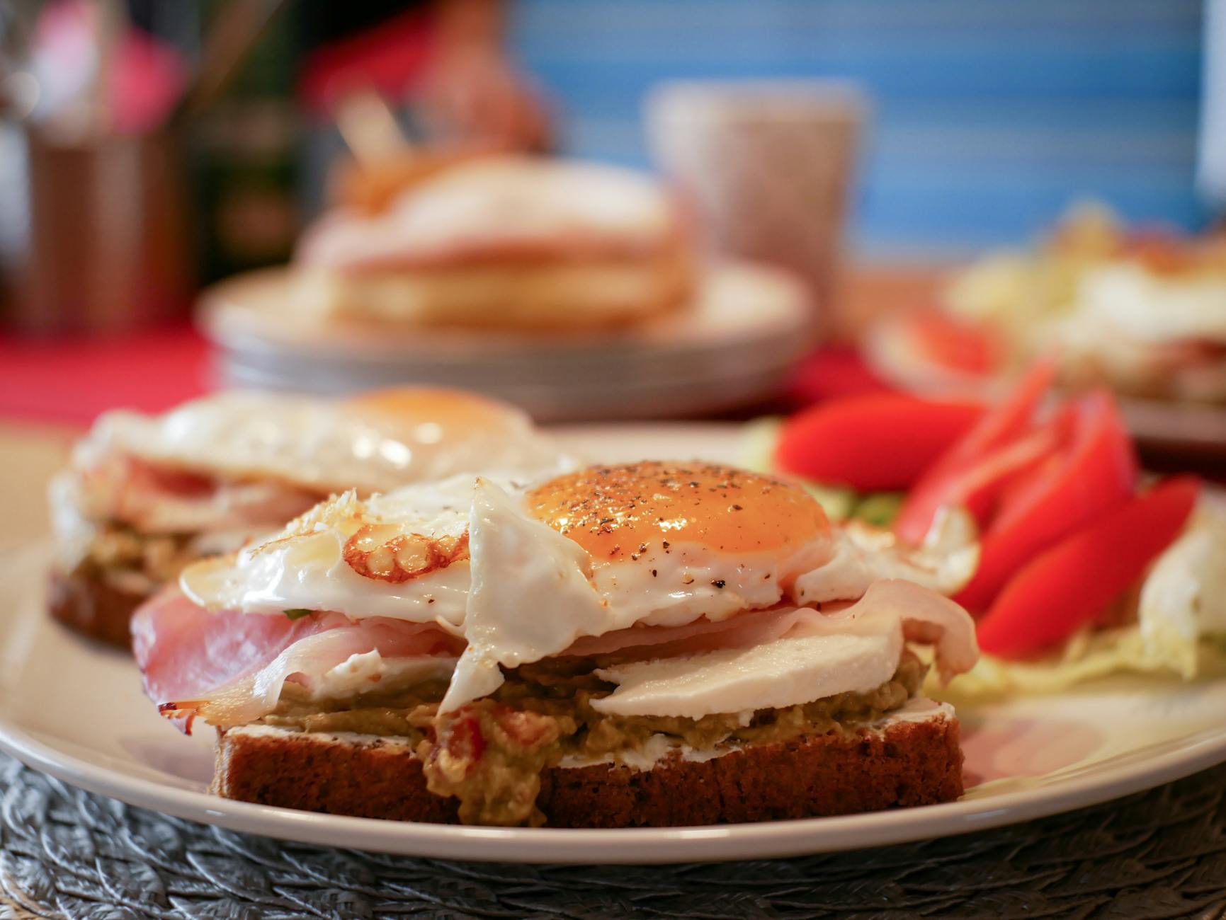 Crispy Prosciutto Avocado Toast with Baked Egg