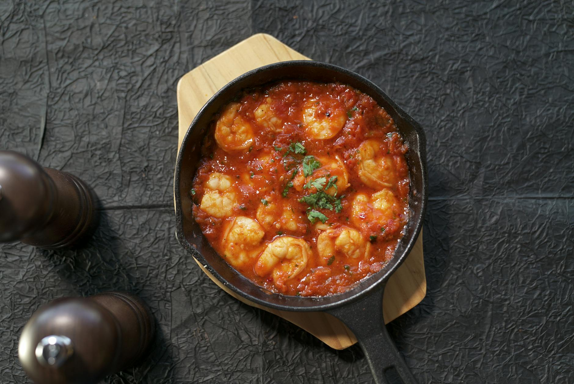 20-Min Cuban Spicy Garlic Shrimp