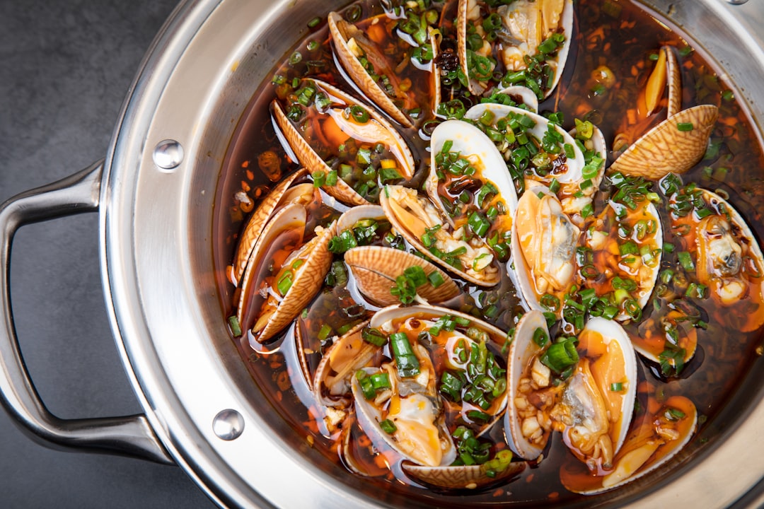 Fujian Steamed Clams with Ginger
