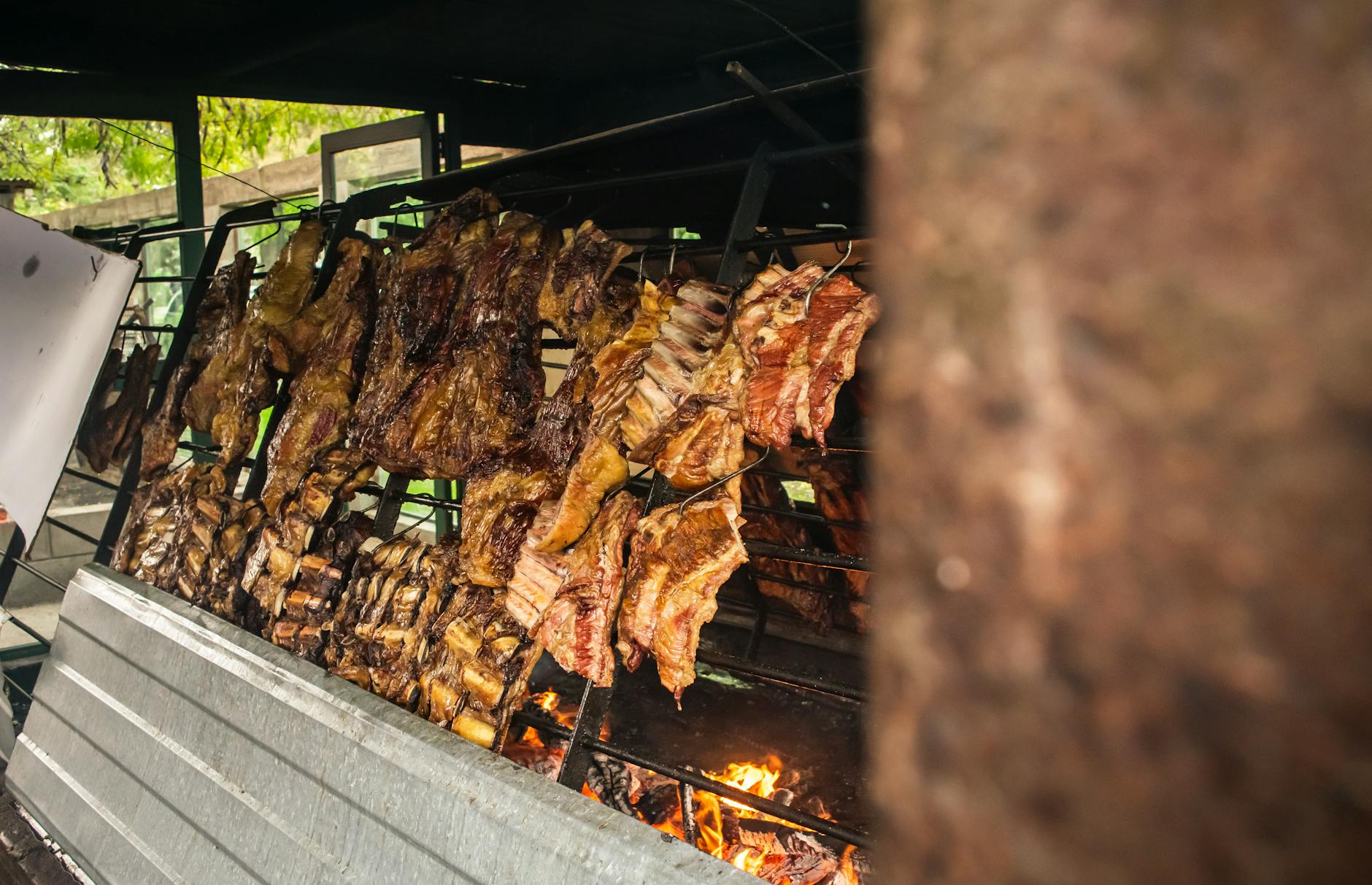 20-Min Garlic Beef Ribs with Smashed Potatoes