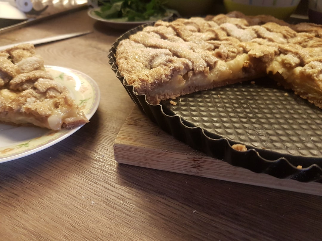 German Apple Cake (Apfelkuchen)