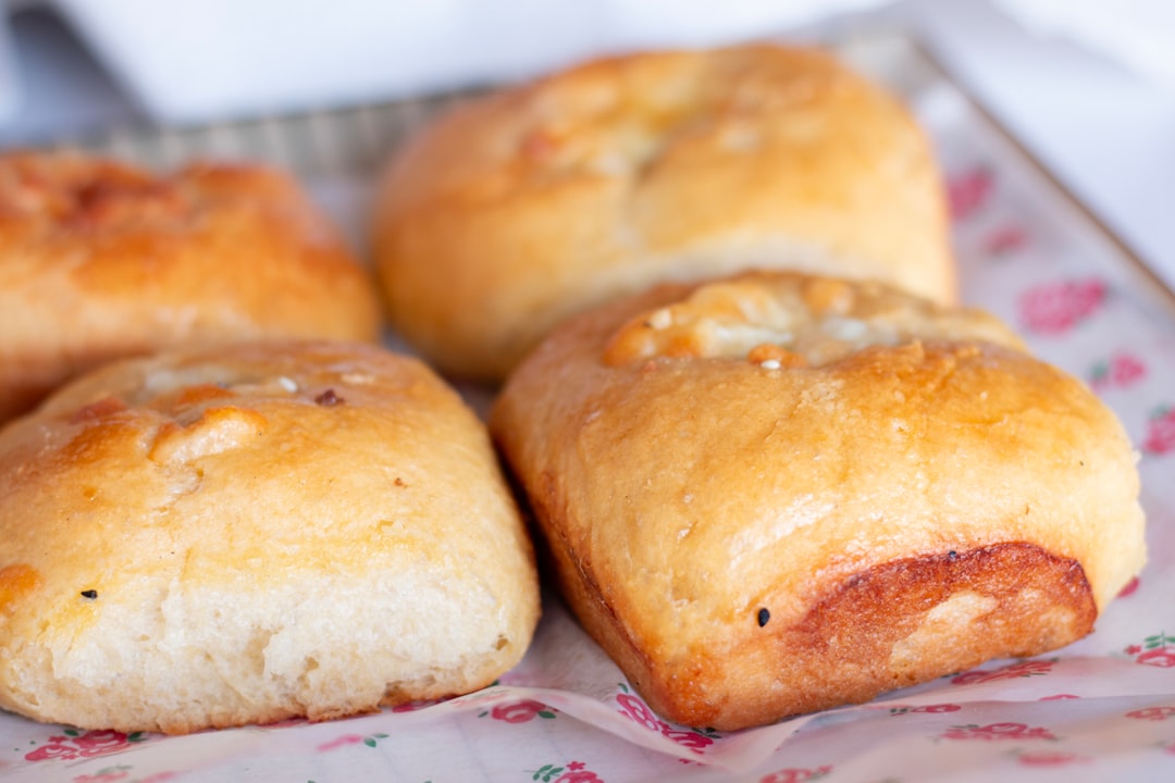 Golden Garlic Cheddar Butter Biscuits