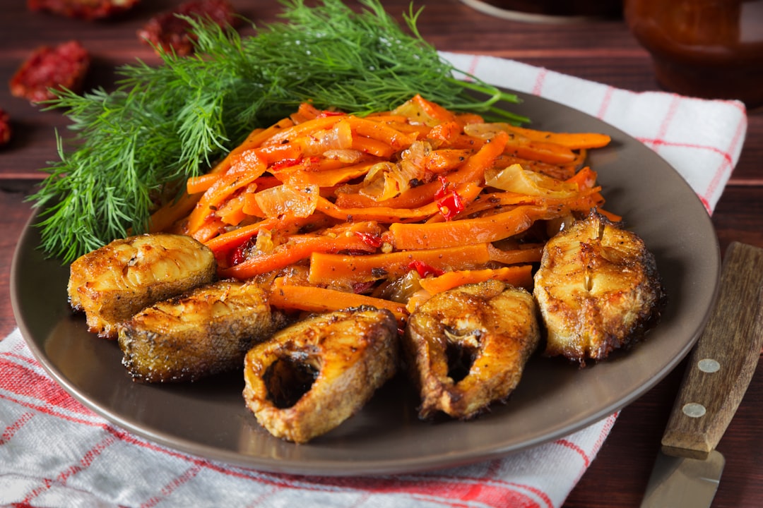 Harissa Fish with Carrots & Dill