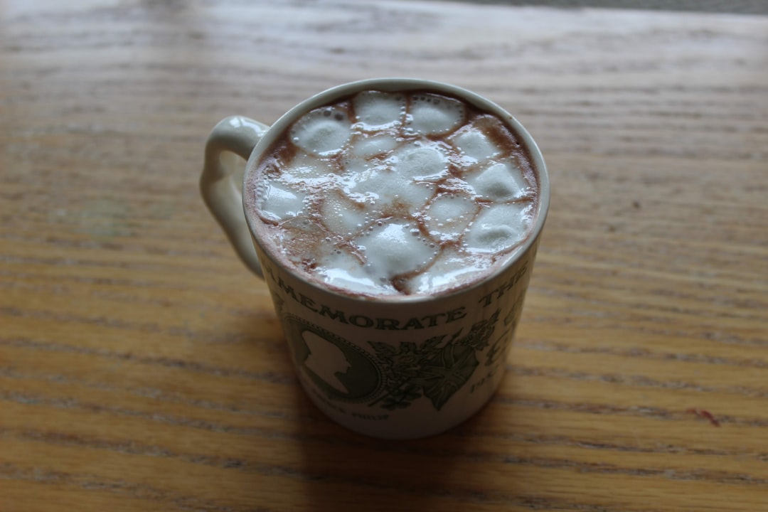 5-Min Hot Chocolate with Marshmallows