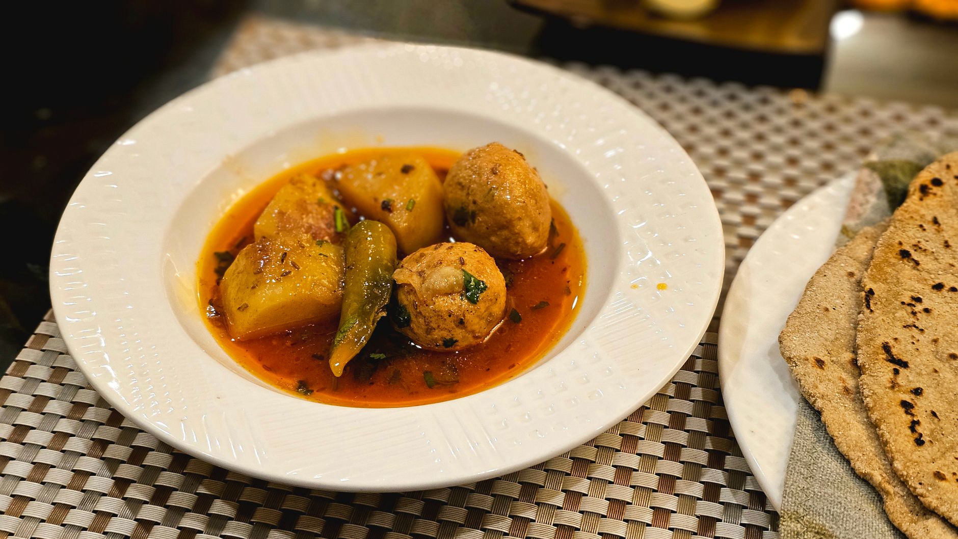 20-Min Kashmiri Dum Aloo with Roti