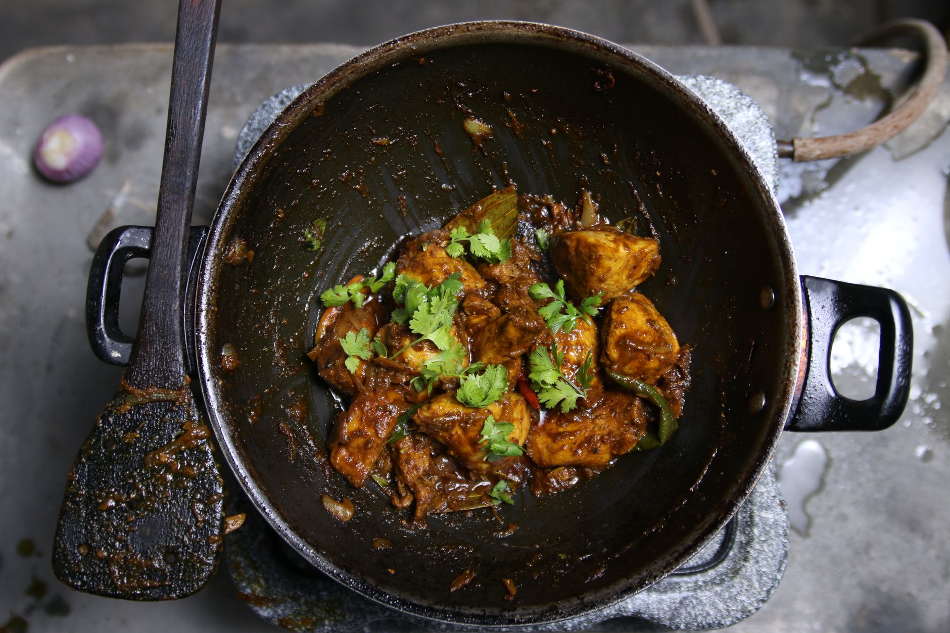 20-Min Lehsuni Garlic Chicken with Shallots