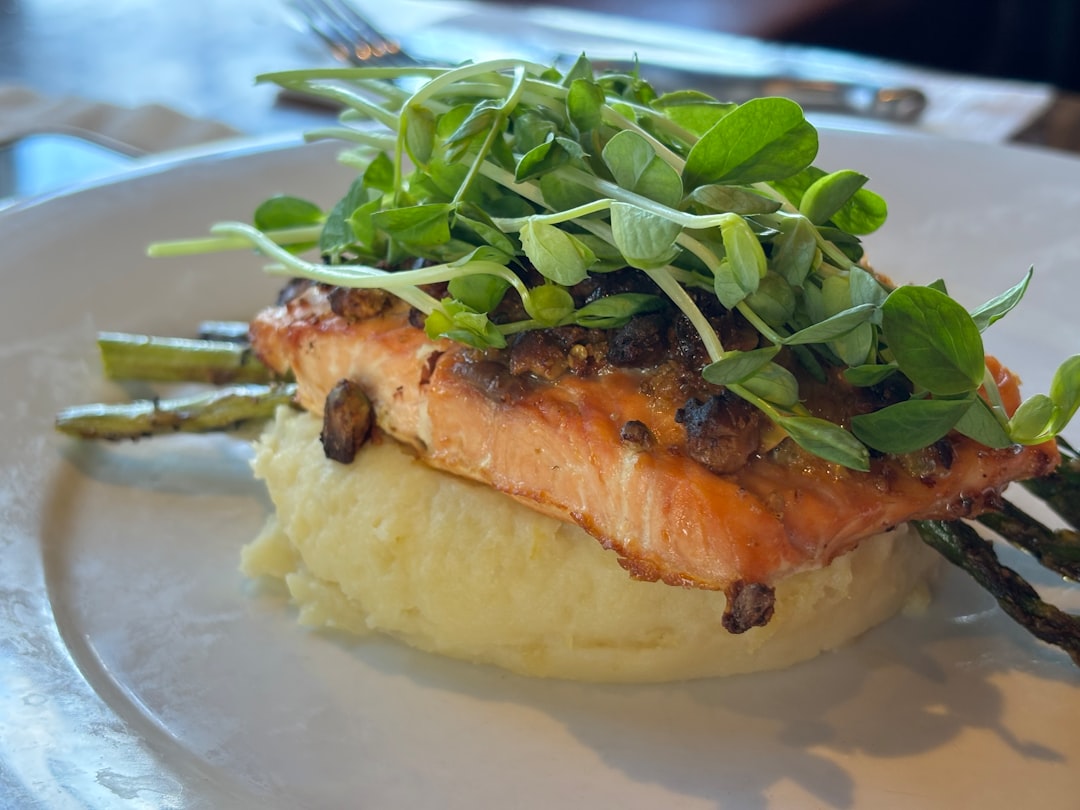 Lemon-Caper Salmon Piccata