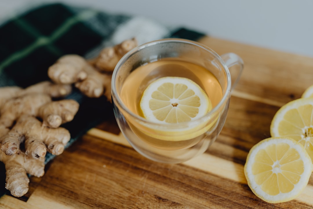 5-Min Lemon Ginger Cooler