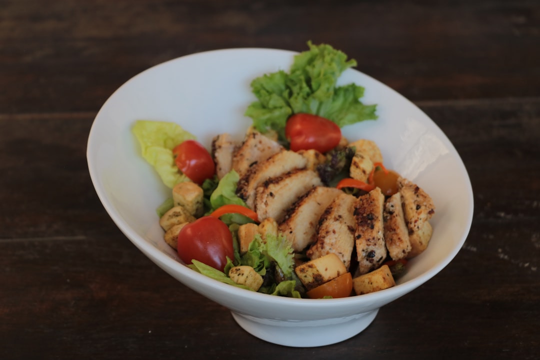 Mediterranean Chicken Quinoa Bowl