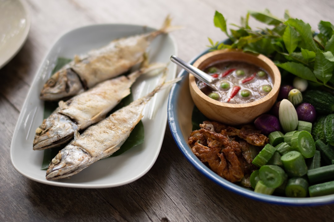 Miang Pla Fish Lettuce Wraps