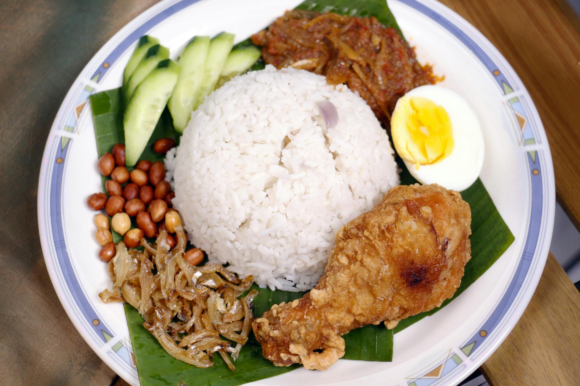 Nasi Lemak Ayam Goreng — Coconut Rice & Crispy Chicken
