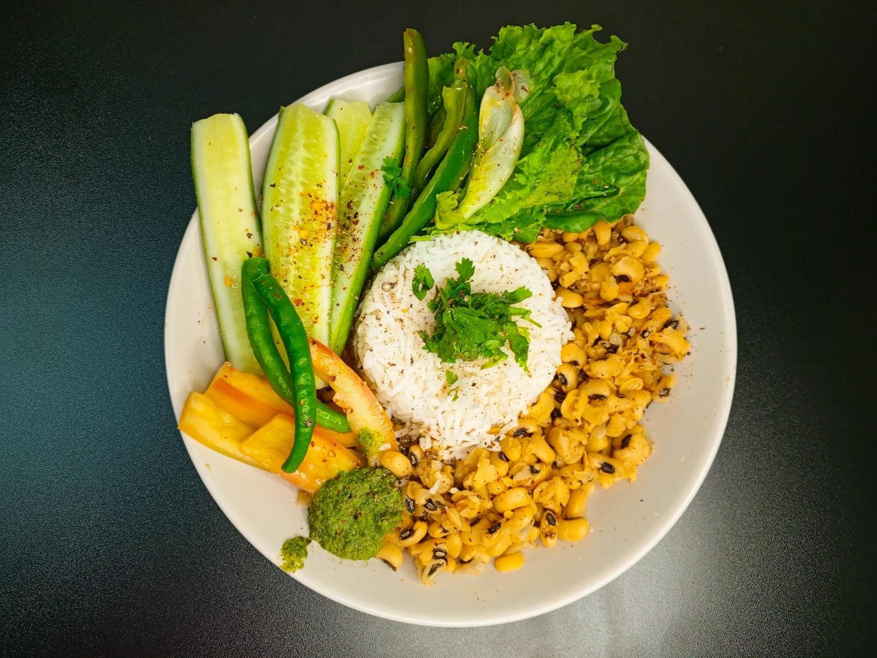 25-Min Ndambe — Senegalese Black-Eyed Pea Stew