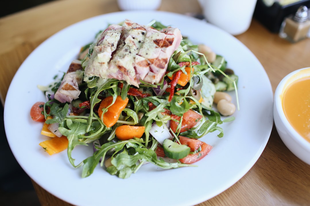 Niçoise Salad with Seared Tuna