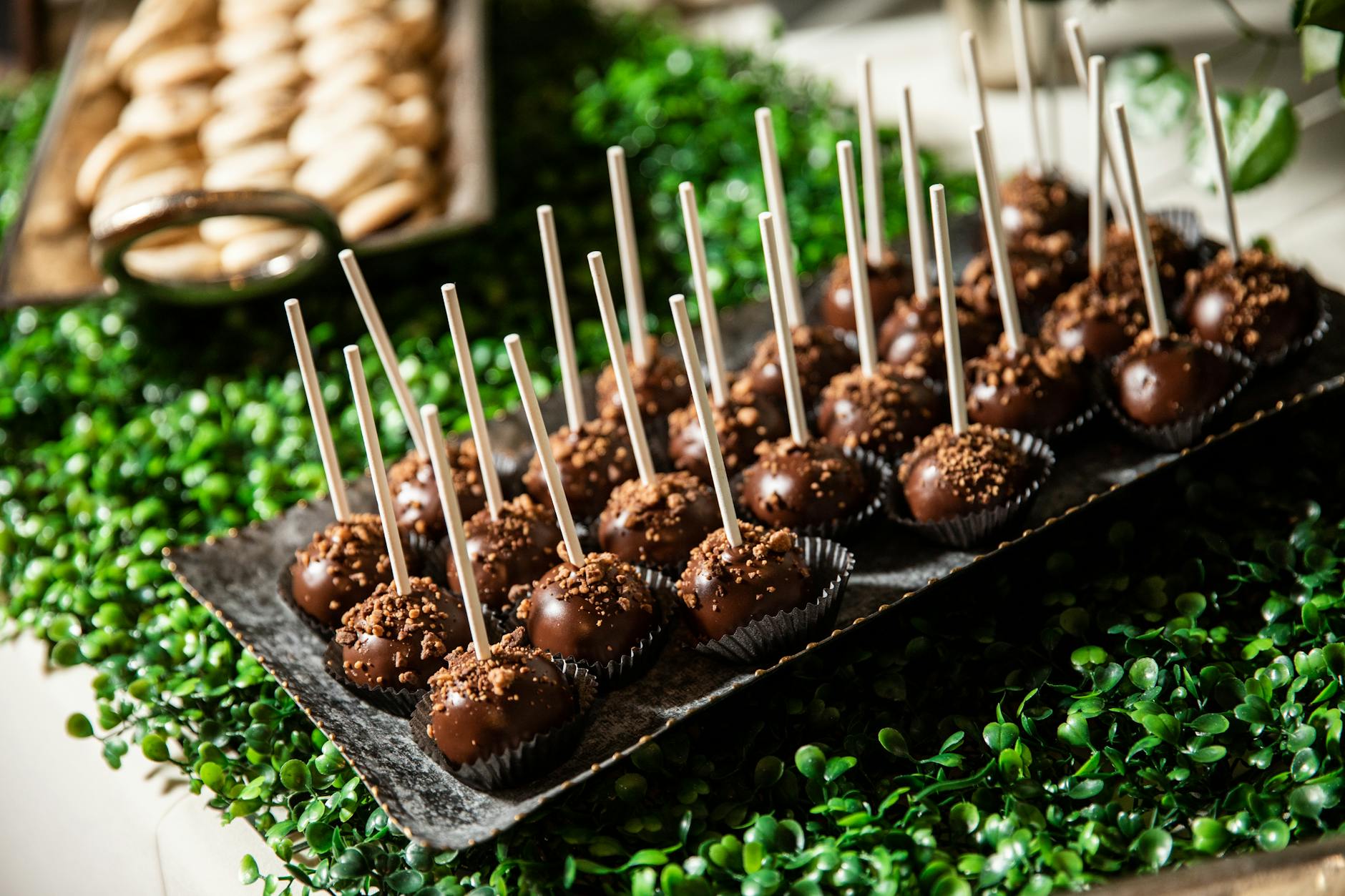 15-Min No-Bake Chocolate Cake Pops