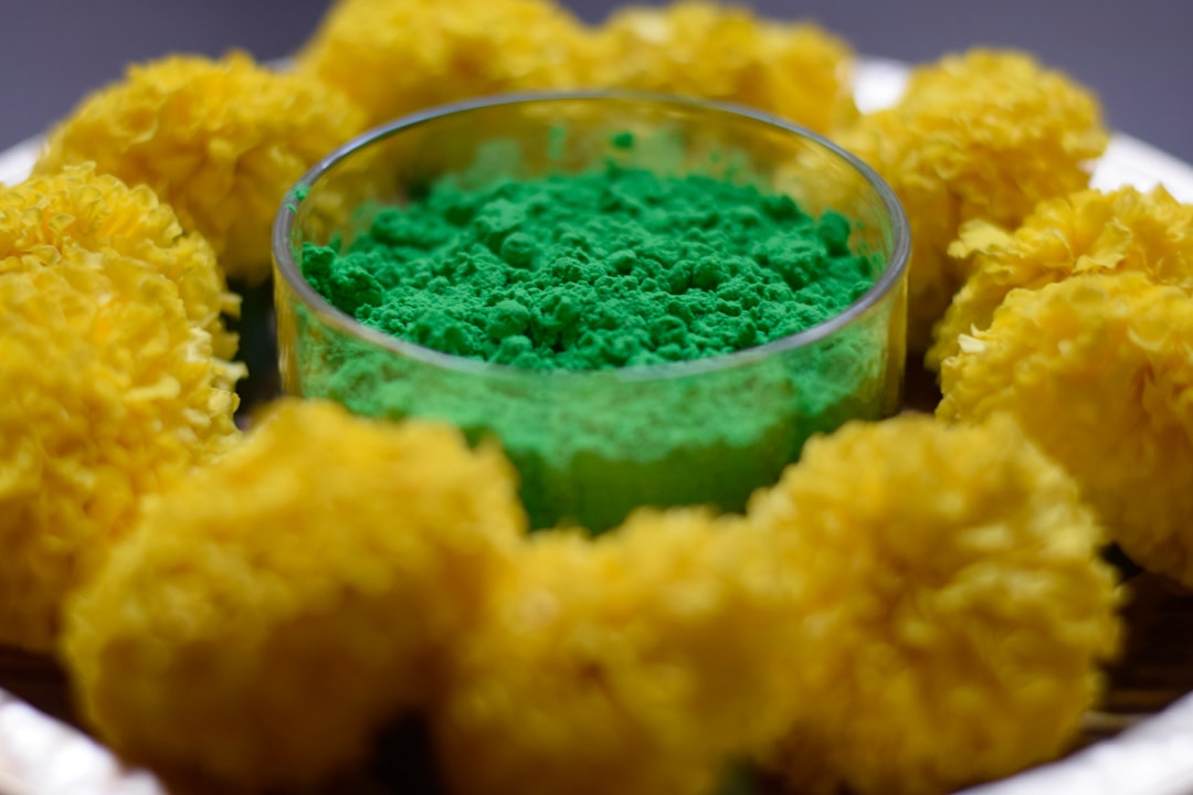 Ondeh-Ondeh (Pandan Glutinous Balls)