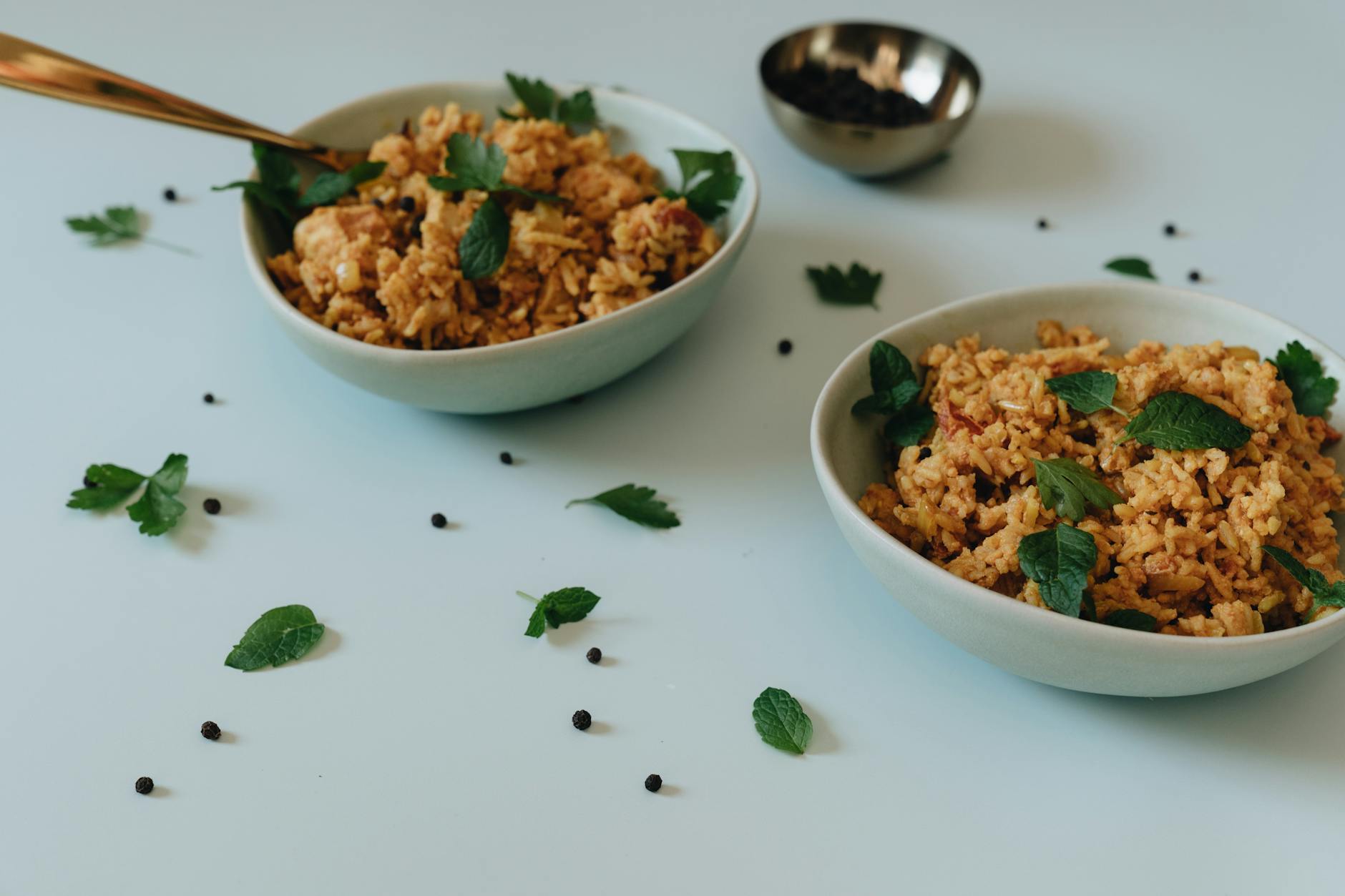One-Pan Garlic Chicken & Rice