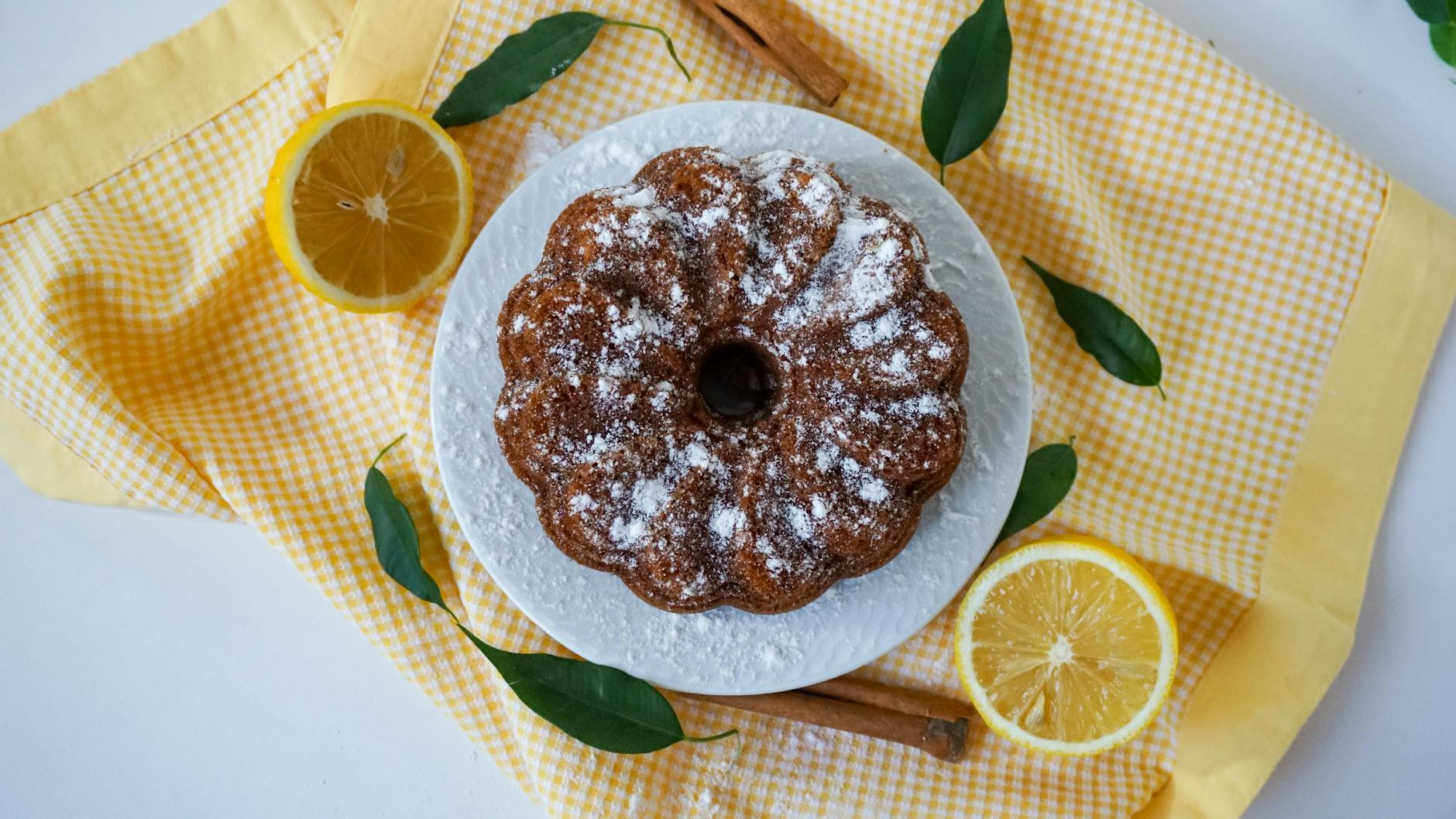 Ontbijtkoek (Dutch Spice Cake)