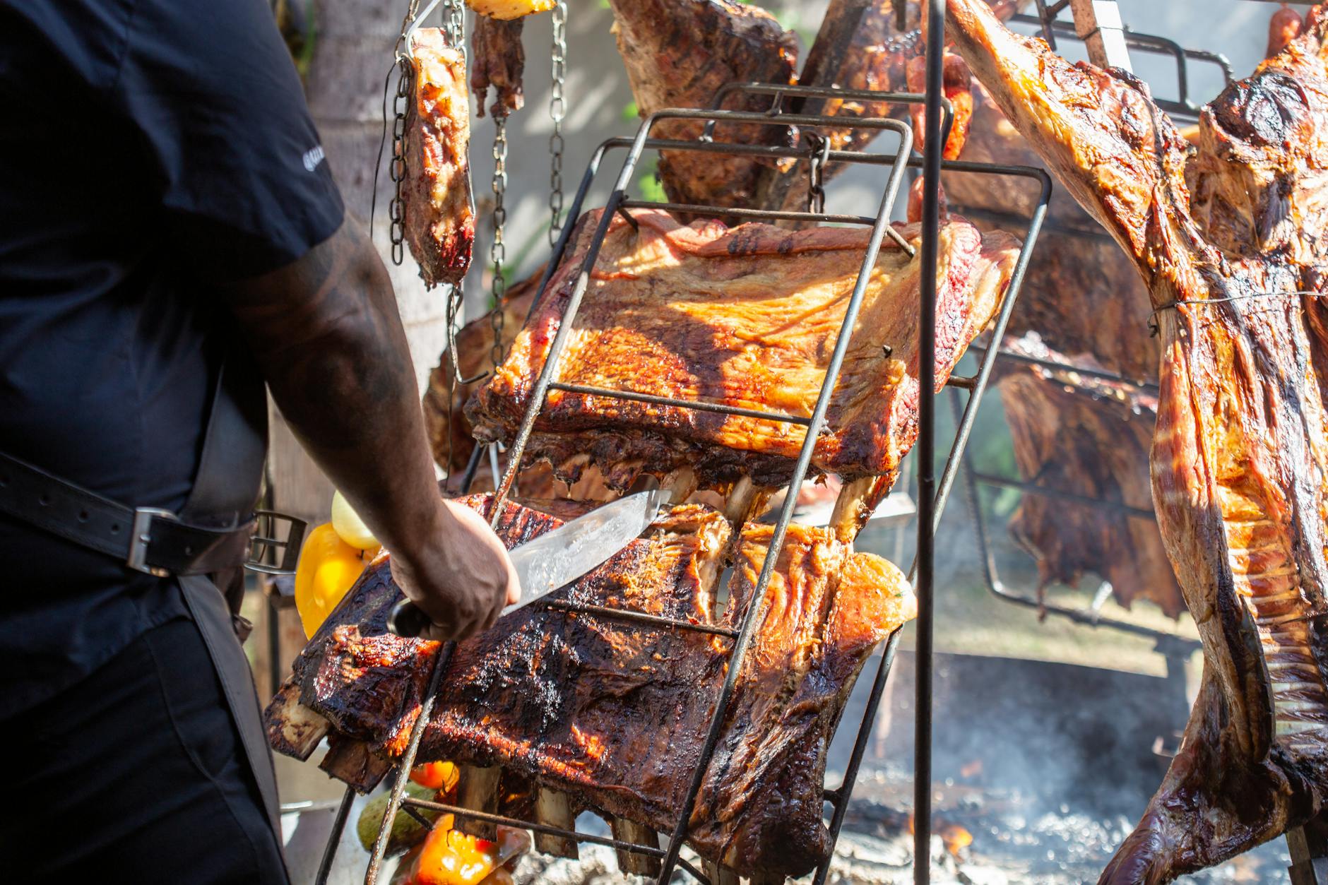 25-Min Pan-Seared Pork Ribs with Peppers
