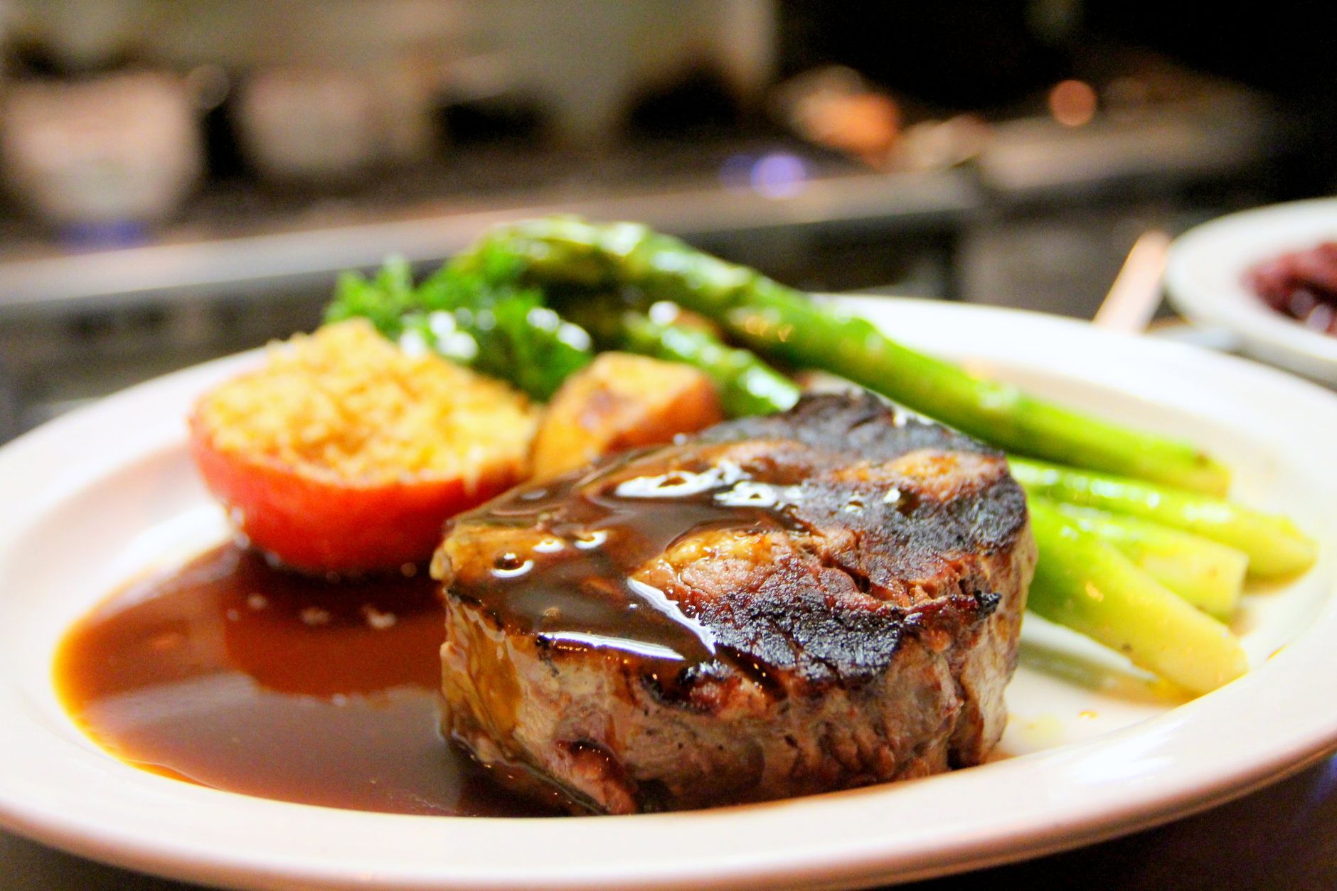 25-Min Pan-Seared Steak with Roasted Veg & Pan Gravy