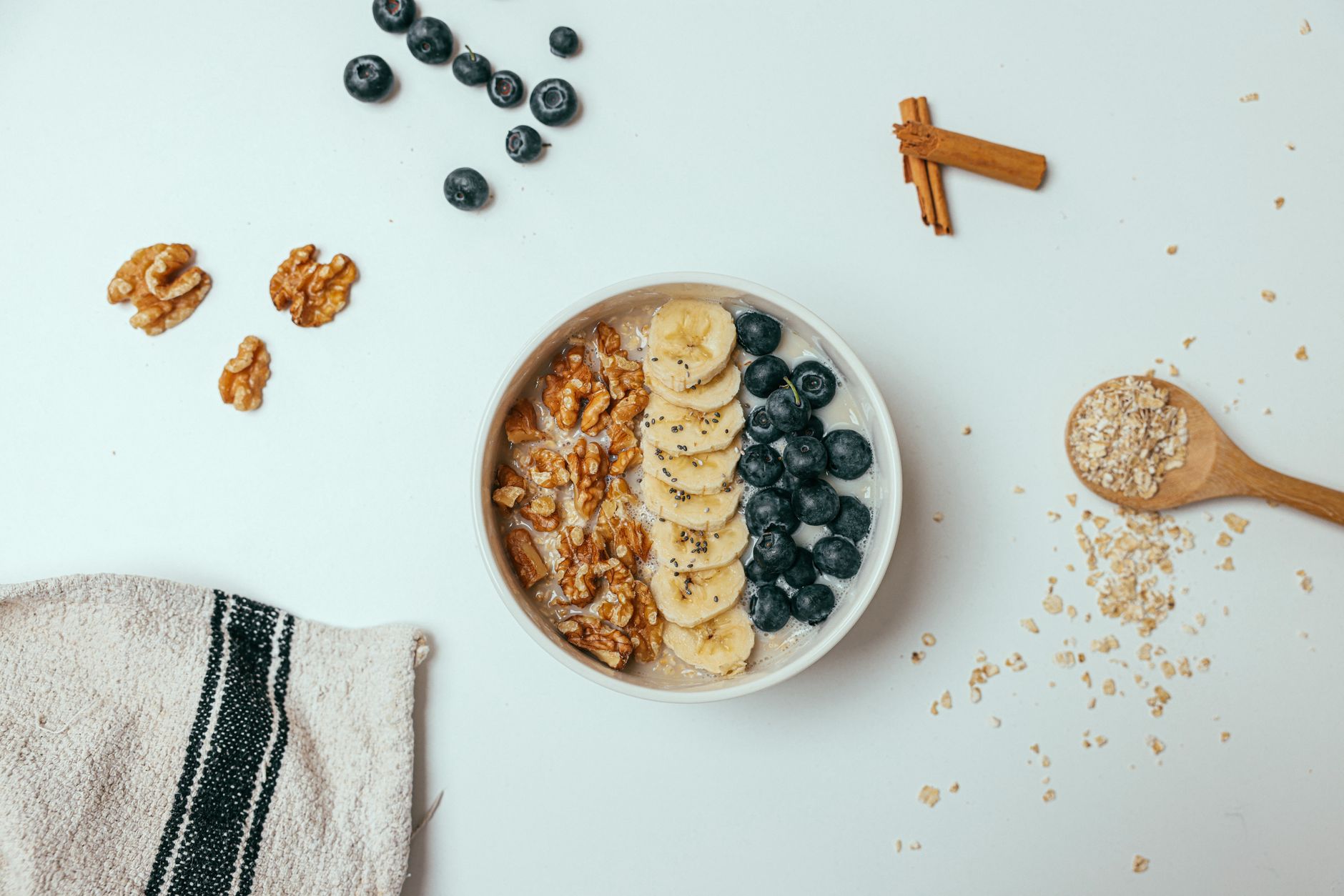 Peanut Butter Banana Oat Bowl