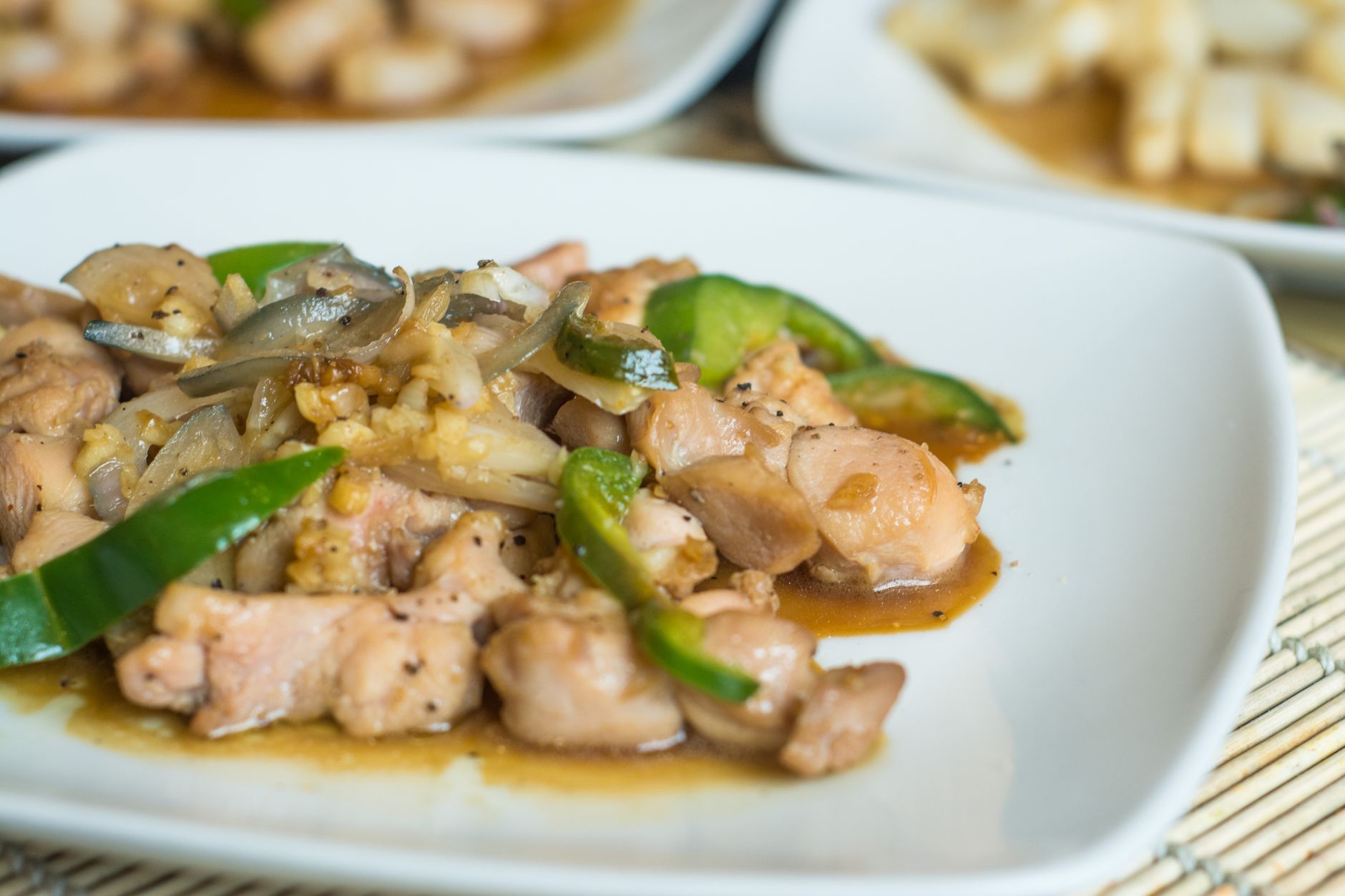 Pollo al Ajillo