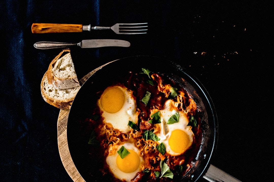 Shakshuka — Tomato Egg Skillet with Crusty Bread