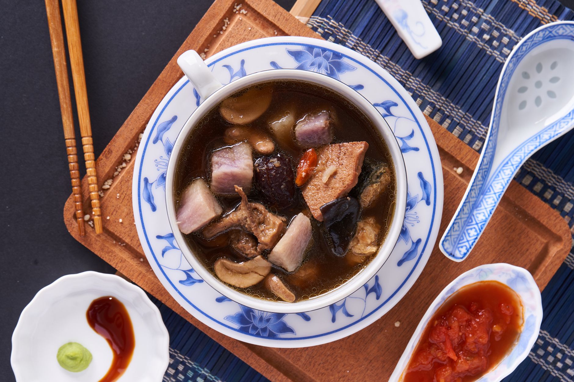 Shanghai Lion's Head Meatball Soup