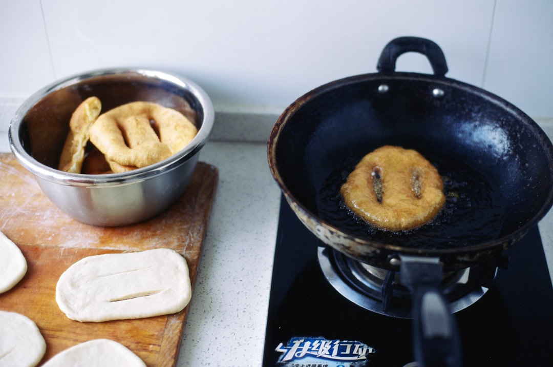 Shao Bing You Tiao (Crispy Flatbread with Fried Dough)