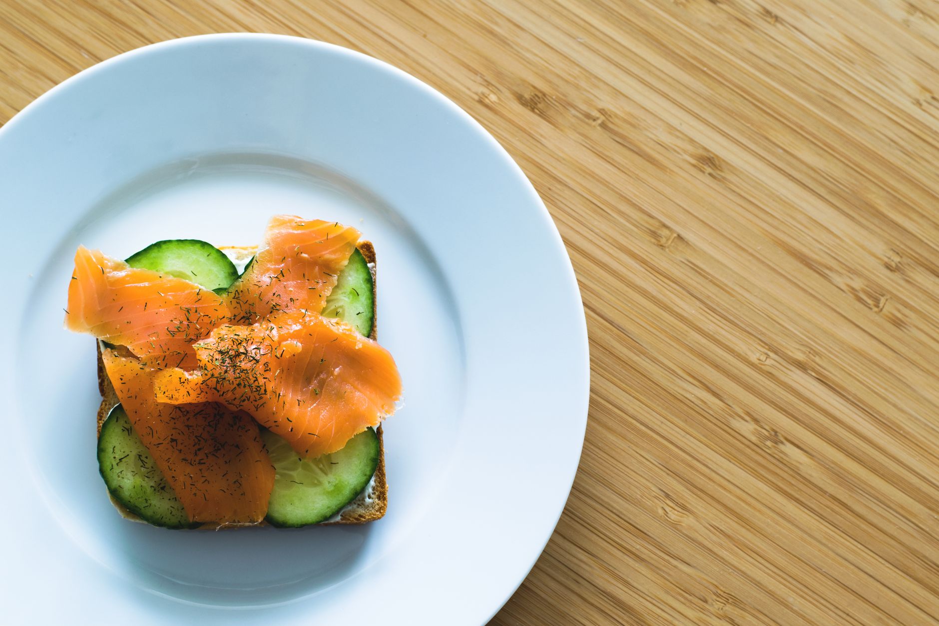 Smørrebrød with Smoked Salmon & Dill