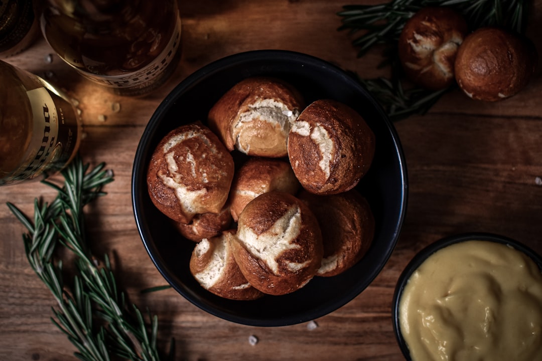 Soft Pretzel Bites with Cheese Dip