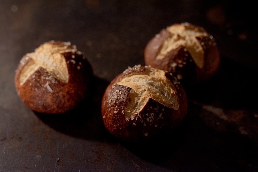 Soft Pretzel Bites with Cheese & Mustard