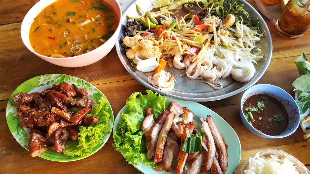 20-Min Som Tam Bowl with Crispy Pork
