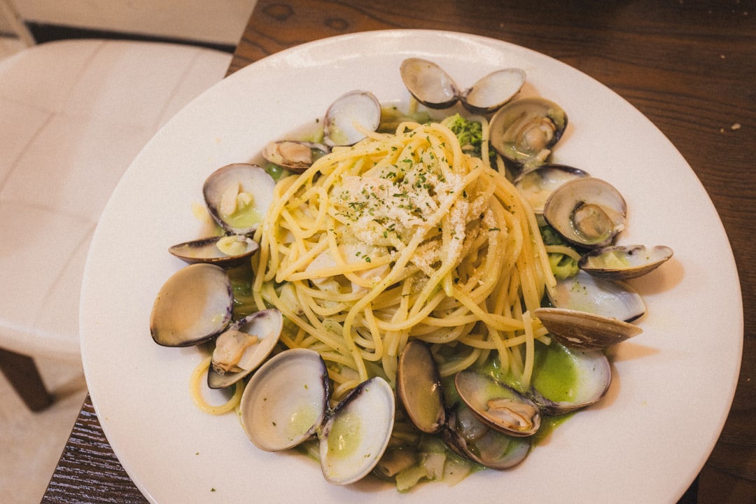 Spaghetti alle Vongole in Bianco